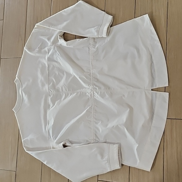 Athleta Triumph Hybrid Creneck - Picture 4 of 5